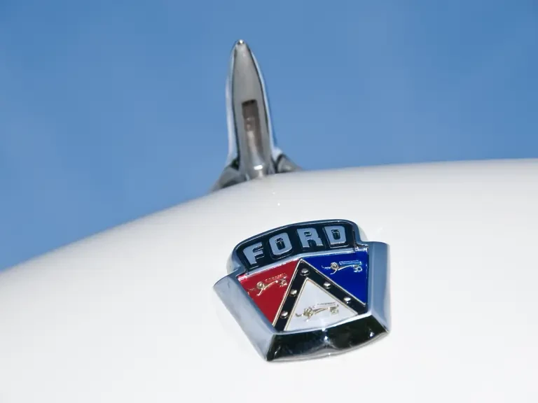 1953 Ford Crestline - Image 5 of 30