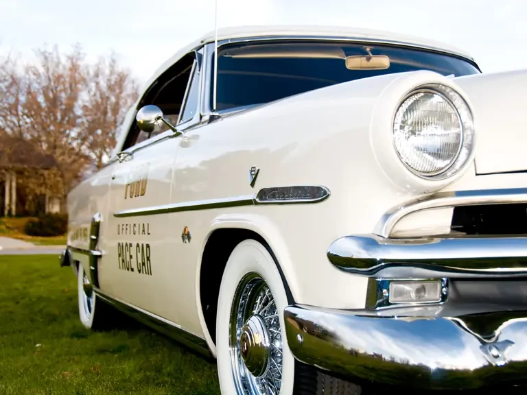 1953 Ford Crestline - Image 12 of 30