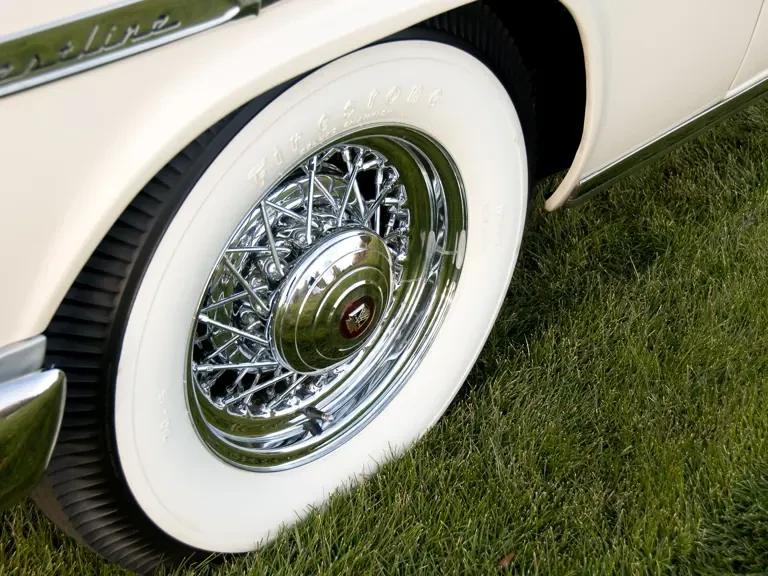 1953 Ford Crestline - Image 10 of 30