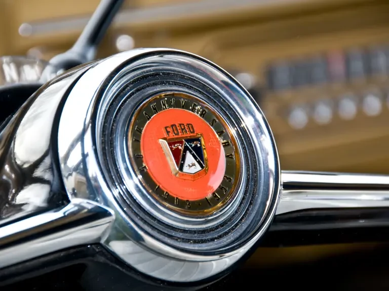 1953 Ford Crestline - Image 25 of 30