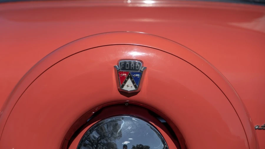 1953 Ford Crestline - Image 14 of 17