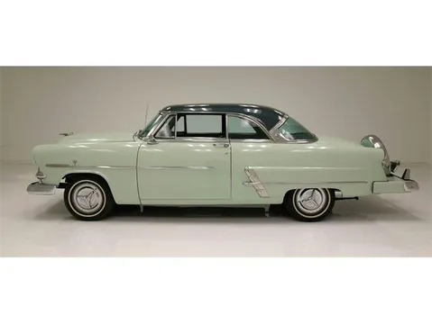 1953 Ford Crestline Victoria