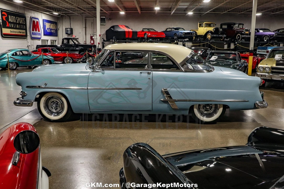 1953 Ford Crestline - Image 11 of 12