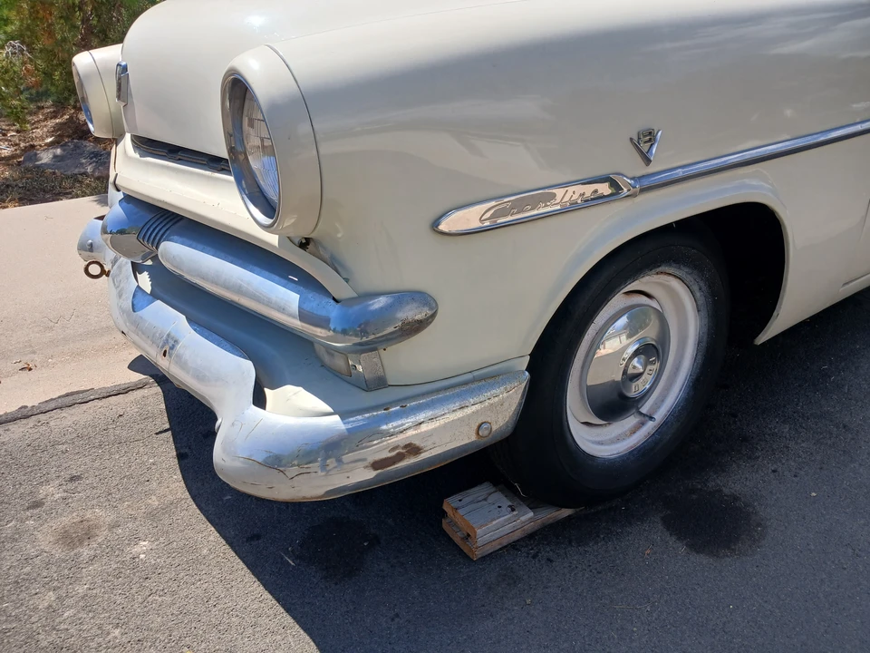 1953 Ford Crestline - Image 14 of 31