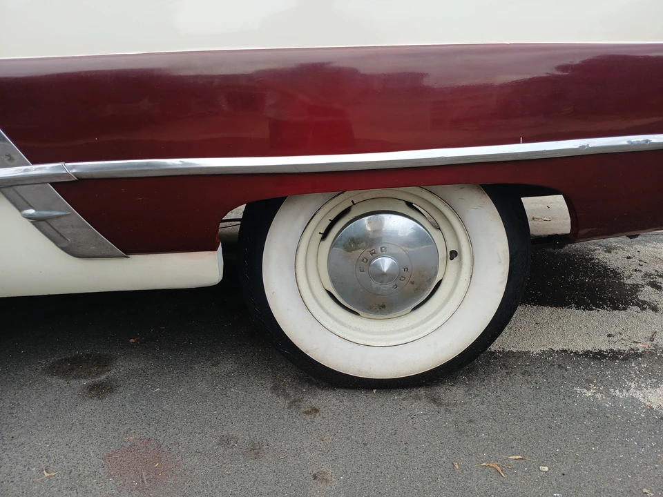 1953 Ford Crestline - Image 23 of 31