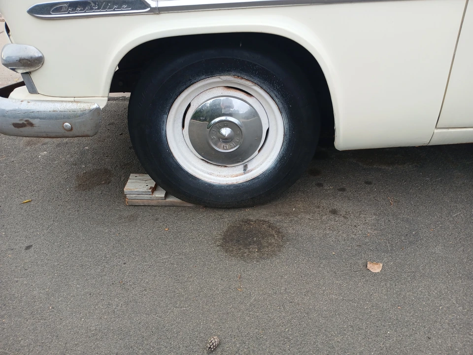 1953 Ford Crestline - Image 22 of 31