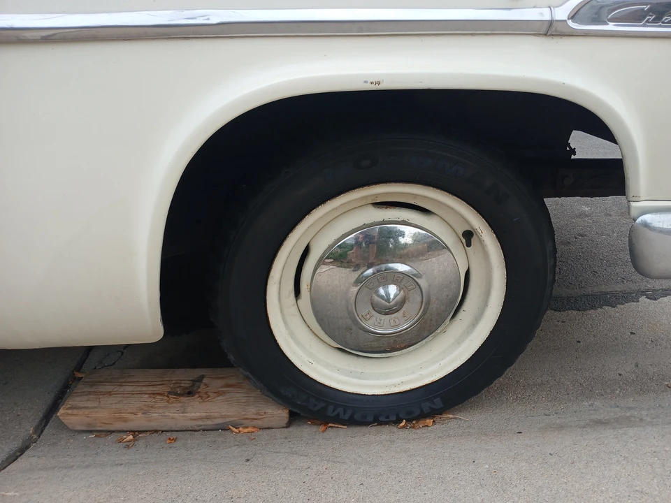 1953 Ford Crestline - Image 21 of 31