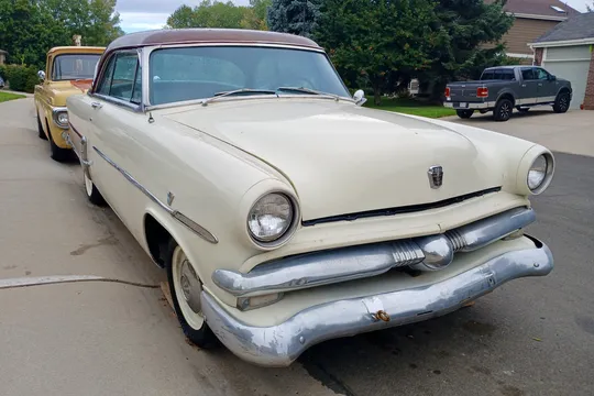 1953 Ford Crestline Victoria Coupe
