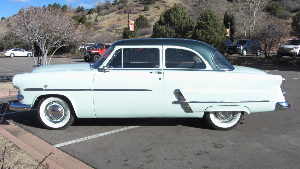 1953 Ford Customline - Image 7 of 31