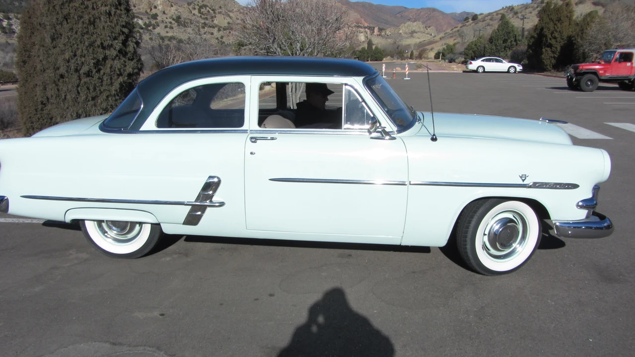 1953 Ford Customline - Image 13 of 31