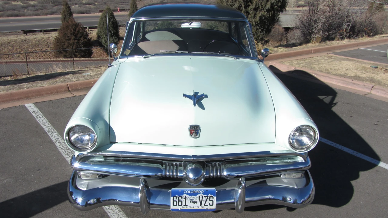 1953 Ford Customline - Image 2 of 31