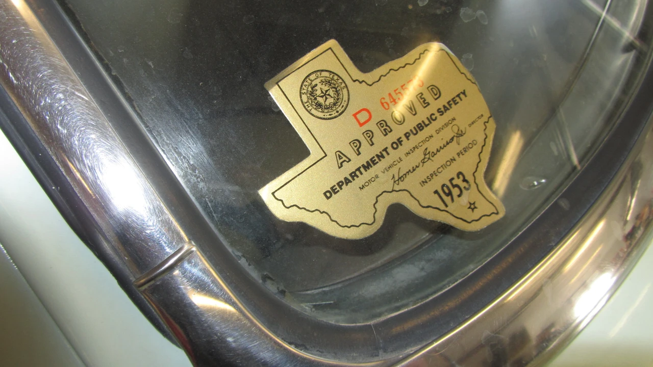 1953 Ford Customline - Image 20 of 31