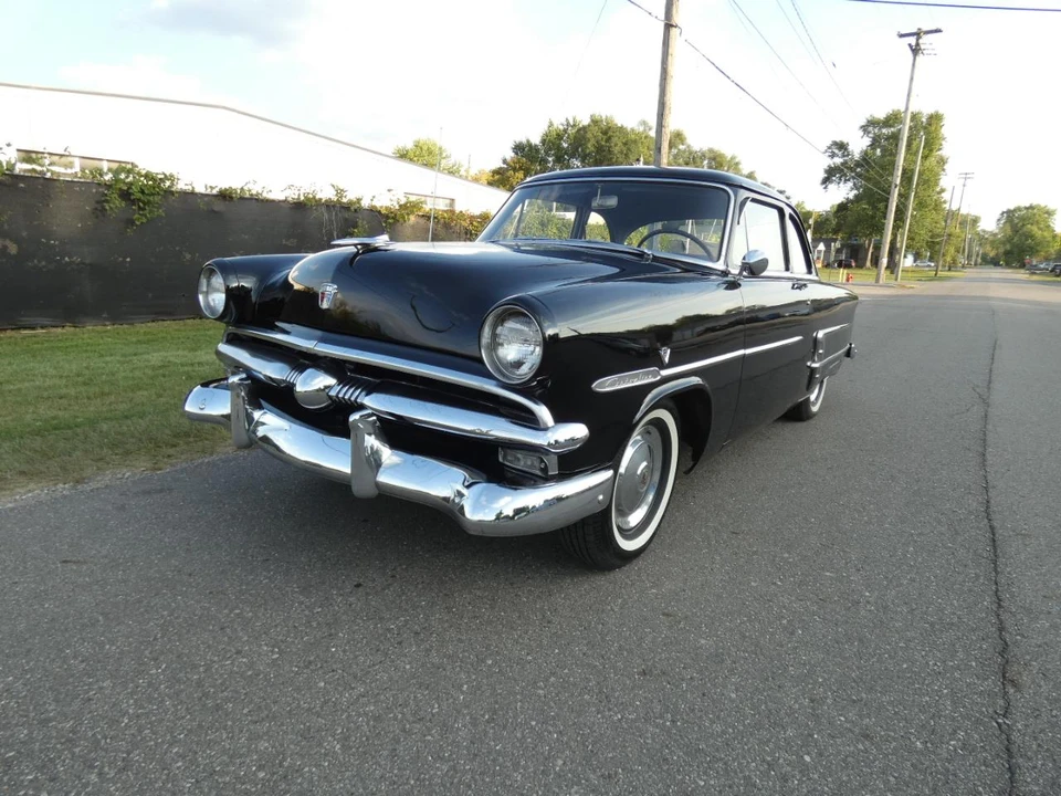 1953 Ford Customline - Image 2 of 31
