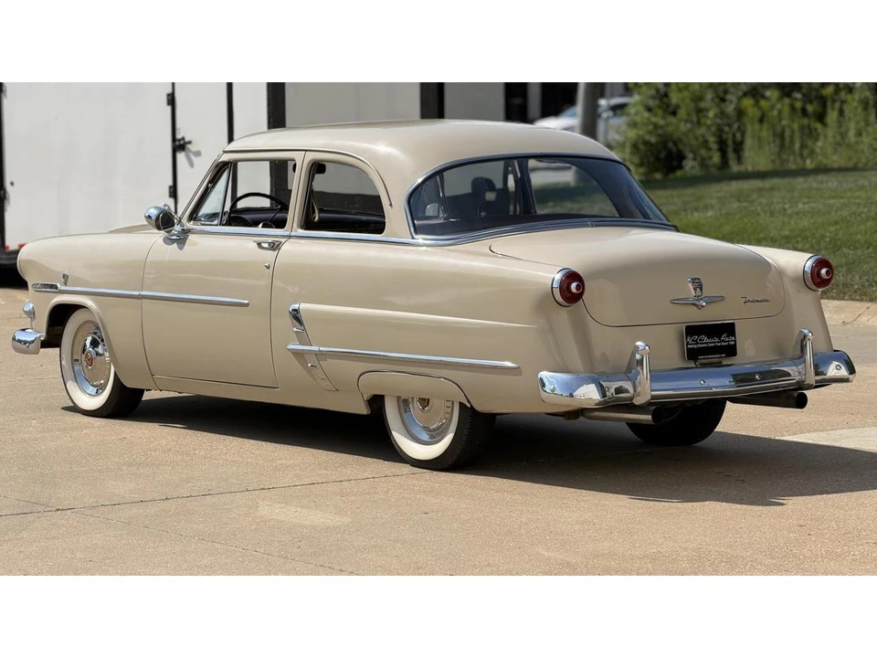 1953 Ford Customline - Image 9 of 31