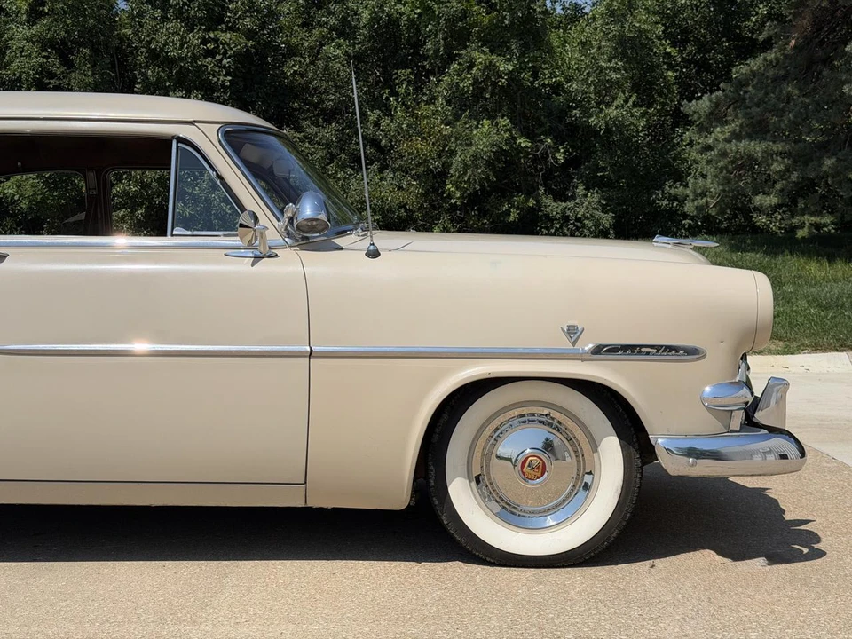 1953 Ford Customline - Image 18 of 31