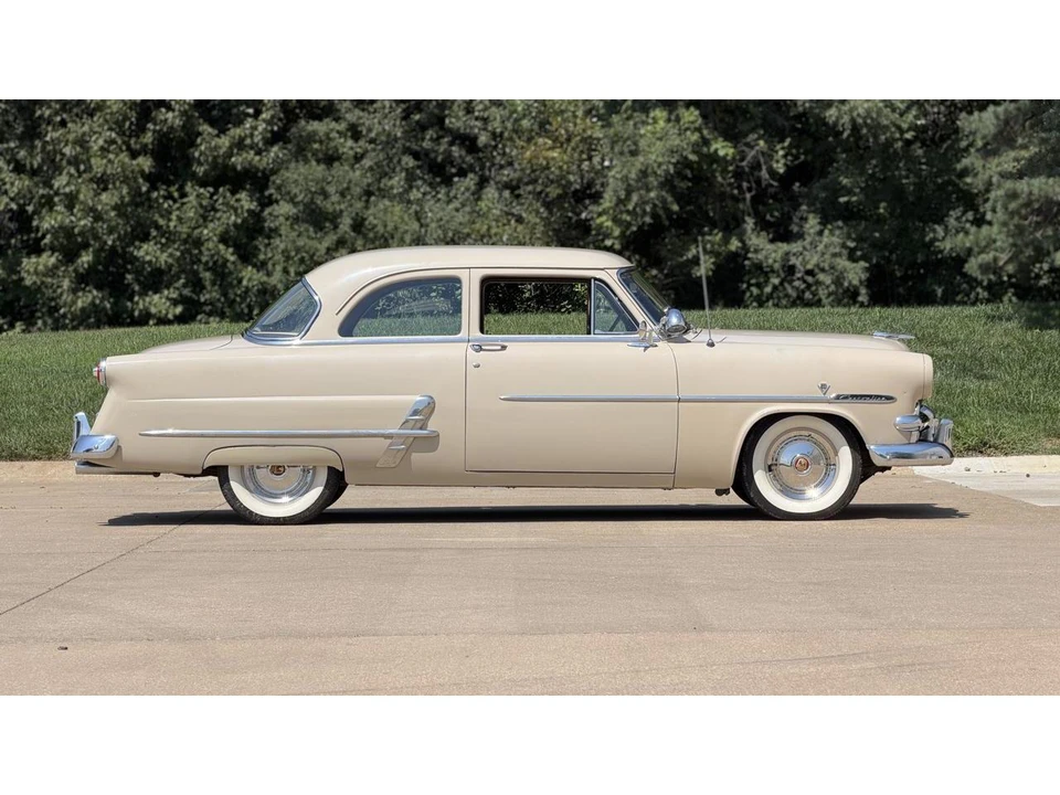 1953 Ford Customline - Image 15 of 31