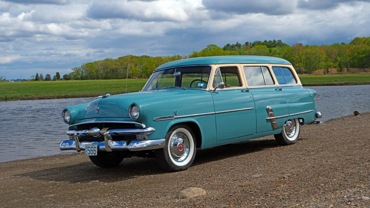 1953 Ford Country Sedan - Image 5 of 31