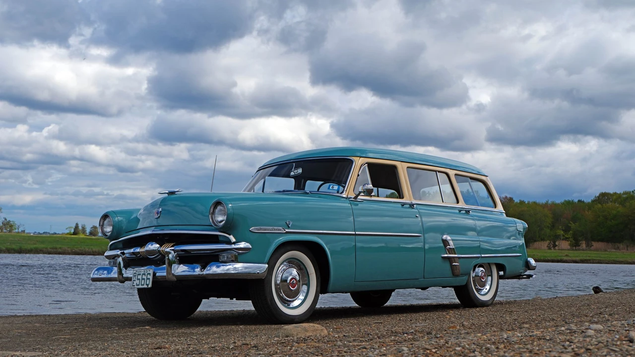 1953 Ford Country Sedan - Image 6 of 31