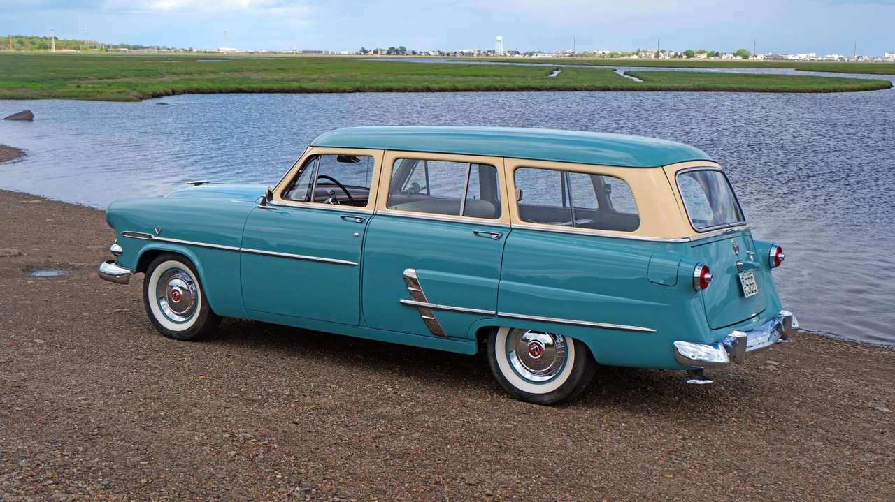 1953 Ford Country Sedan - Image 27 of 31