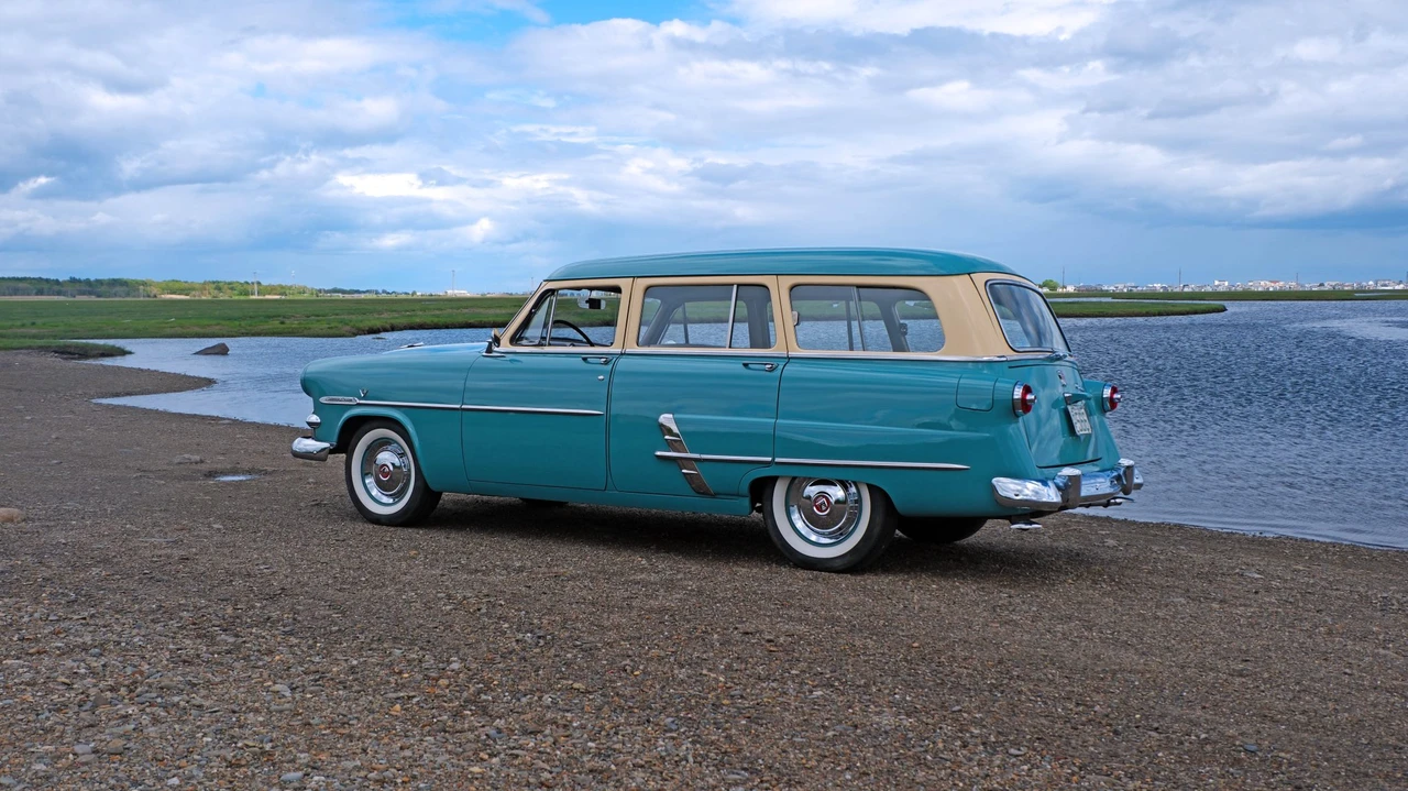 1953 Ford Country Sedan - Image 30 of 31