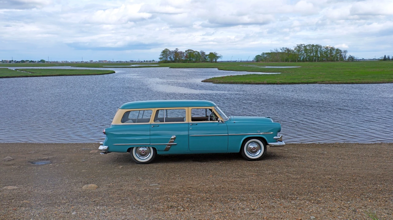 1953 Ford Country Sedan - Image 14 of 31