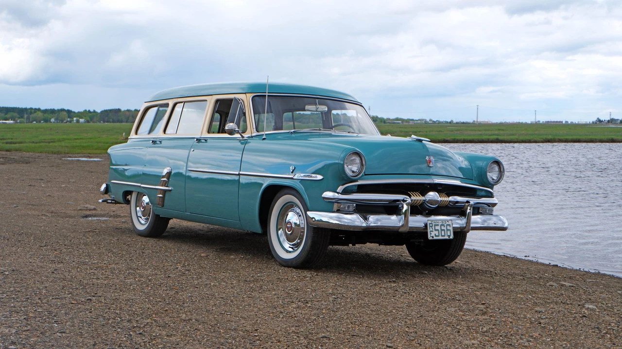 1953 Ford Country Sedan - Image 9 of 31
