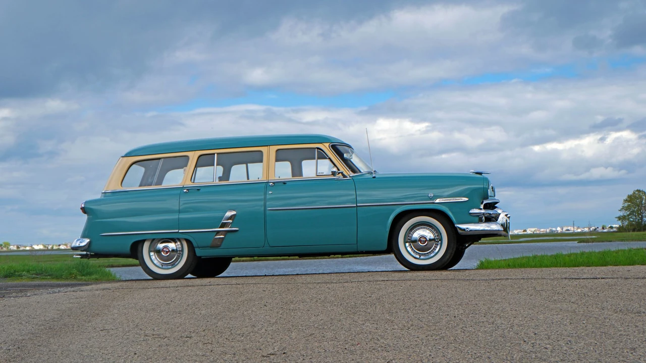 1953 Ford Country Sedan - Image 13 of 31