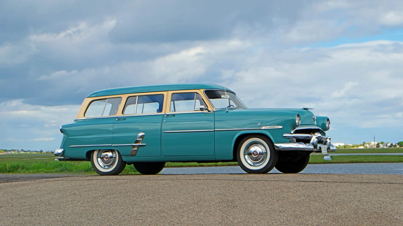 1953 Ford Country Sedan - Image 12 of 31