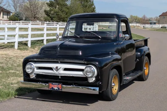 1953 Ford F-100