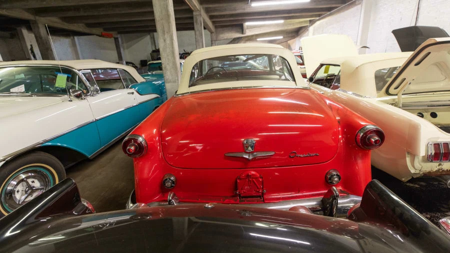 1953 Ford Crestline - Image 14 of 22