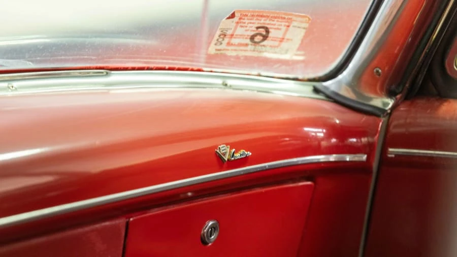 1953 Ford Crestline - Image 17 of 22