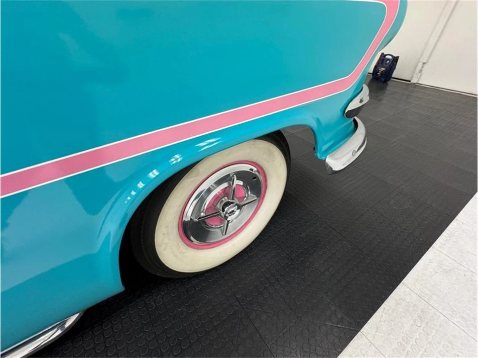 1953 Ford - Image 26 of 31