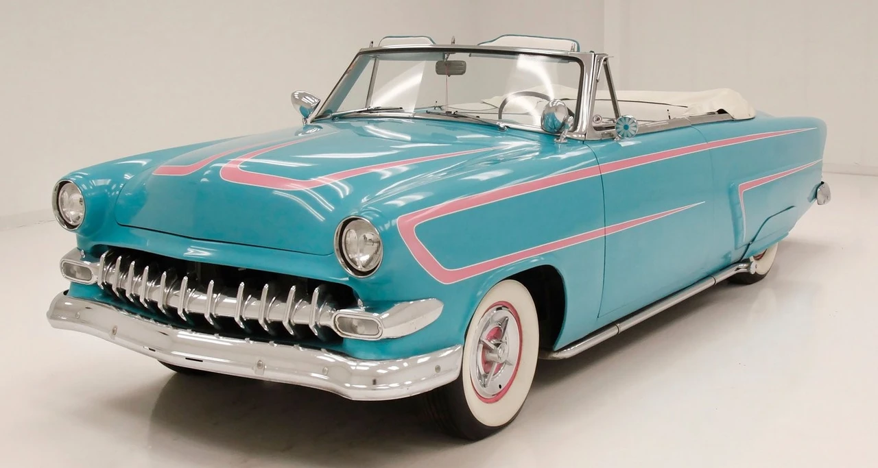 1953 Ford Crestline - Image 2 of 12