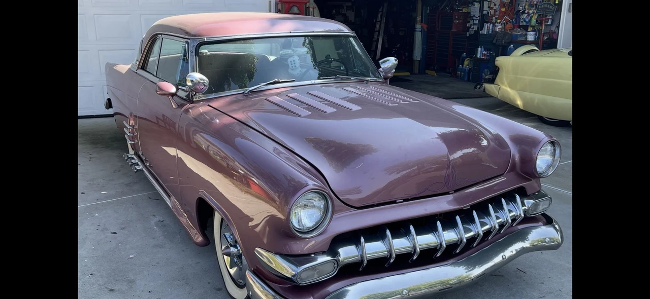 1953 Ford Crestline - Image 2 of 17