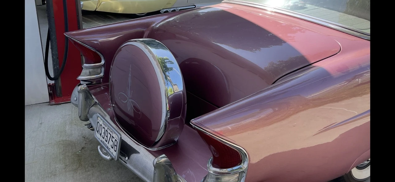 1953 Ford Crestline - Image 3 of 17