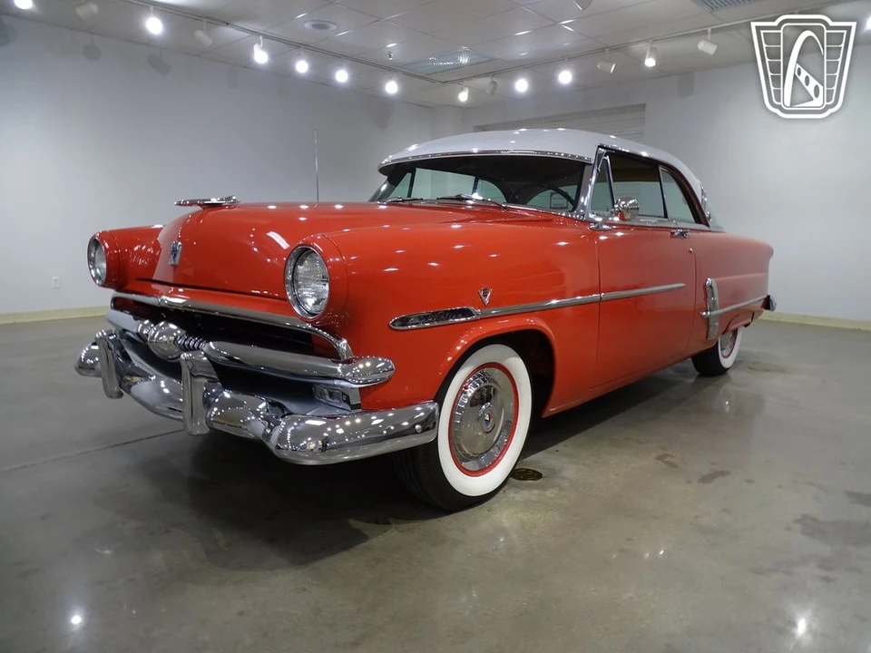 1953 Ford Crestline - Image 4 of 12