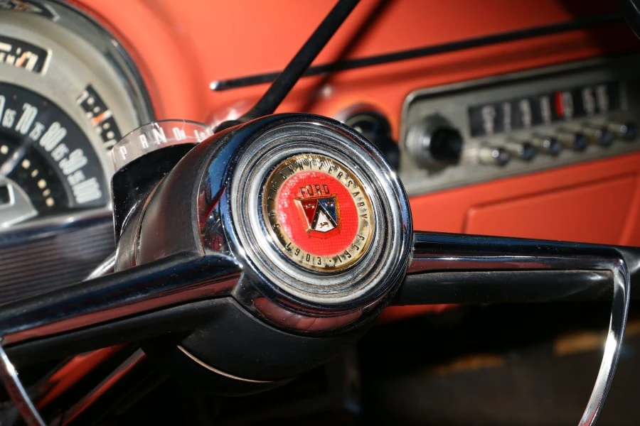 1953 Ford Crestline - Image 9 of 12