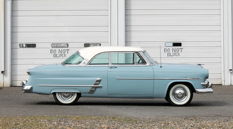 1953 Ford Crestline - Image 8 of 31