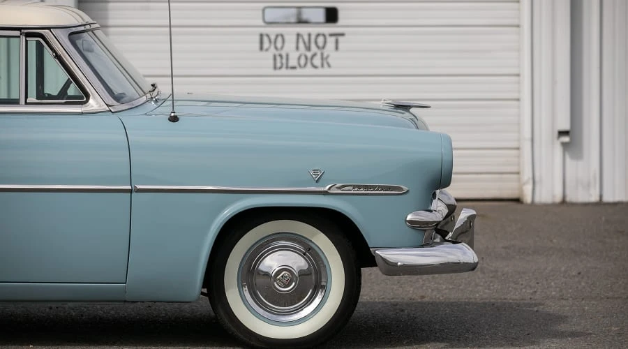 1953 Ford Crestline - Image 17 of 31