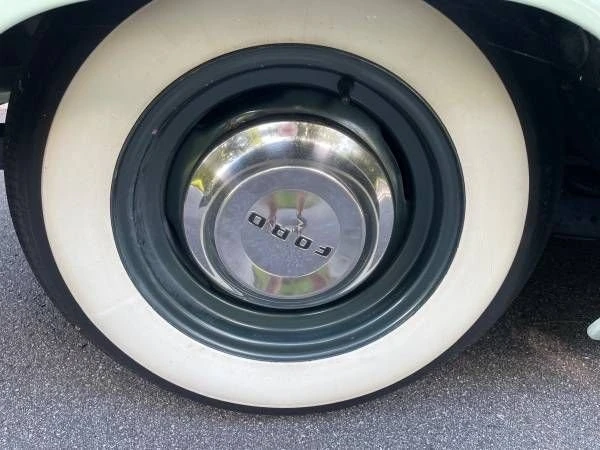 1953 Ford Crestline - Image 20 of 21