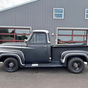 1953 Ford F-100 Stepside Pickup