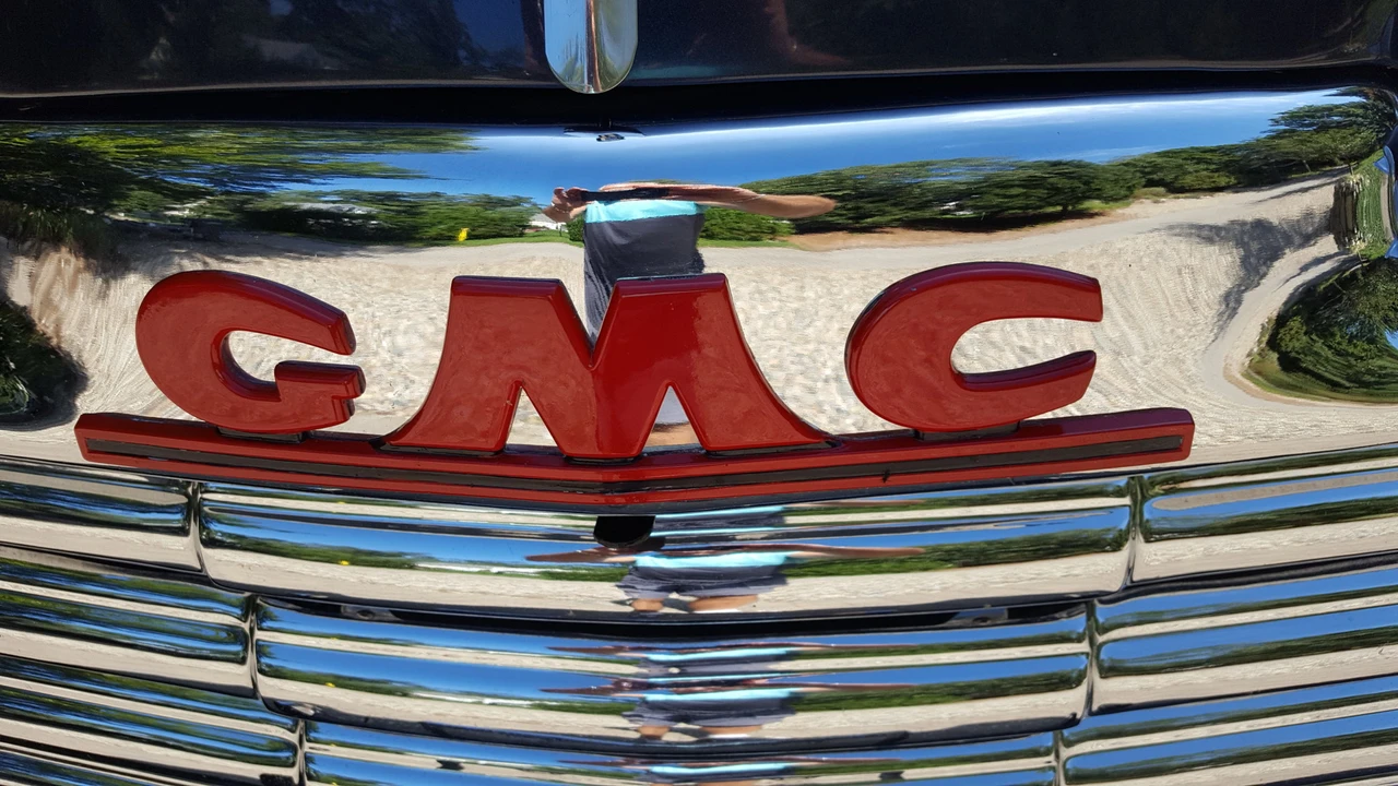 1953 GMC New Design - Image 9 of 31