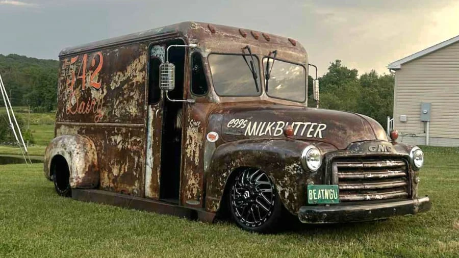 1953 GMC New Design - Image 5 of 10