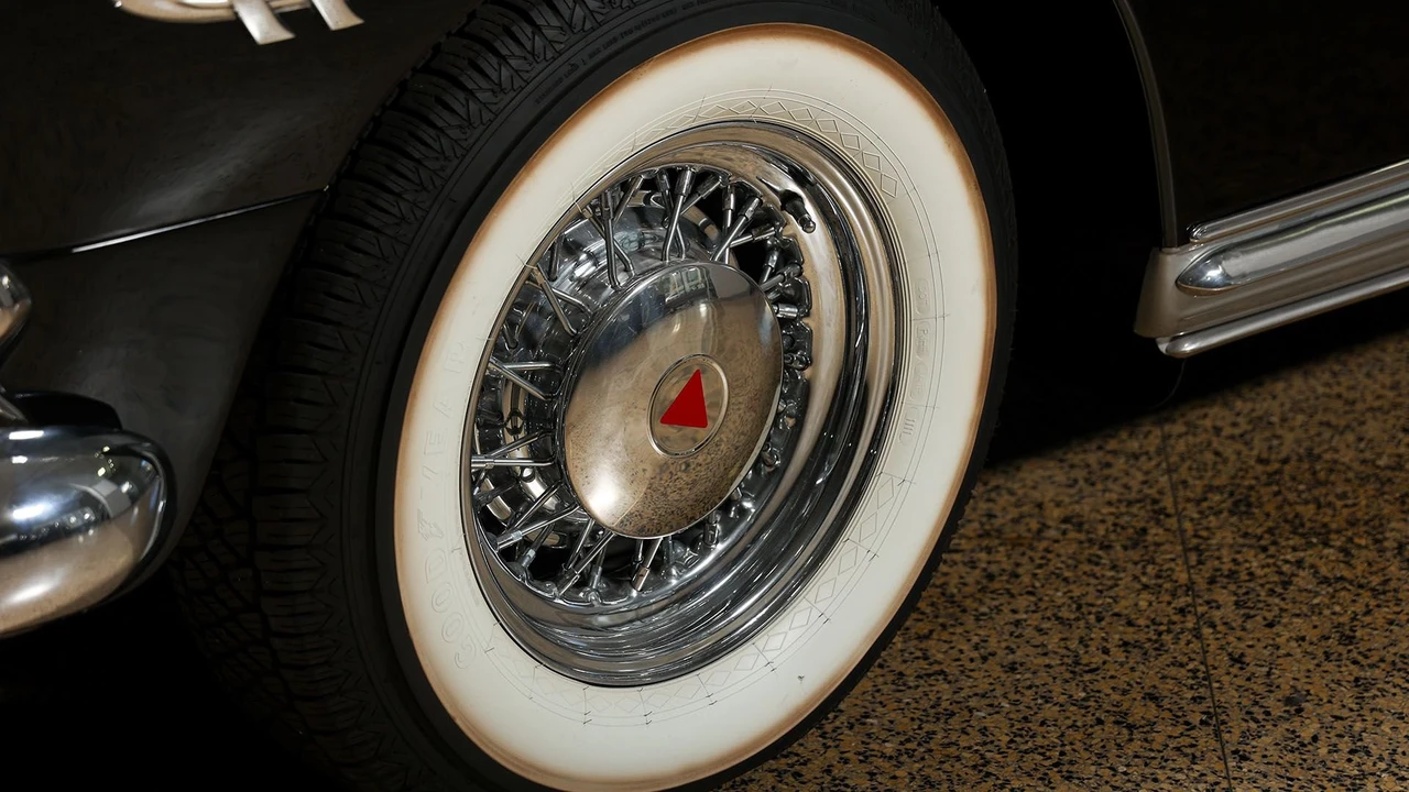 1953 Hudson Hornet - Image 14 of 31