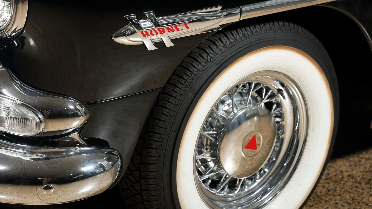 1953 Hudson Hornet - Image 11 of 31