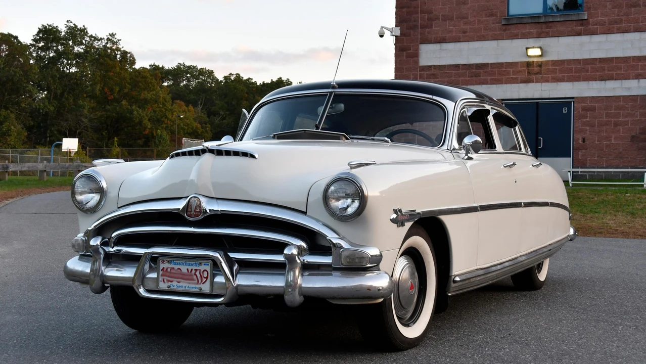 1953 Hudson Hornet - Image 3 of 31