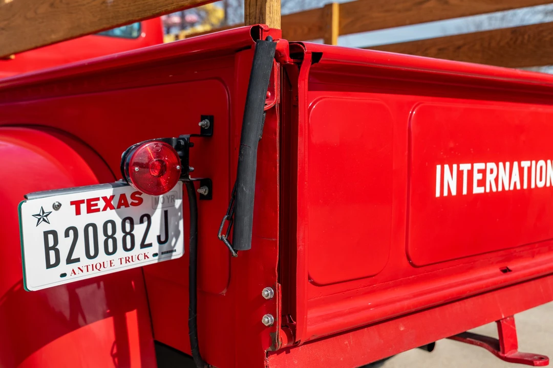1953 International Harvester Pickup - Image 23 of 31