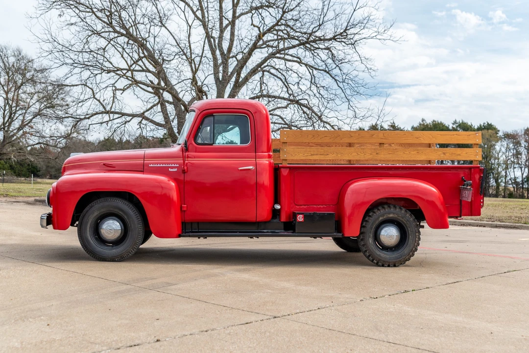 1953 International Harvester Pickup - Image 2 of 31