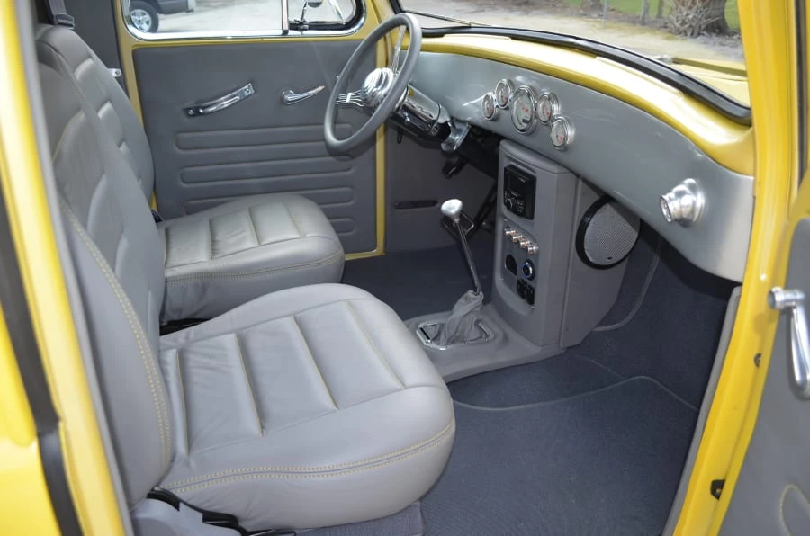 1953 International - Image 4 of 12
