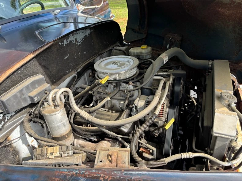 1953 International - Image 21 of 27